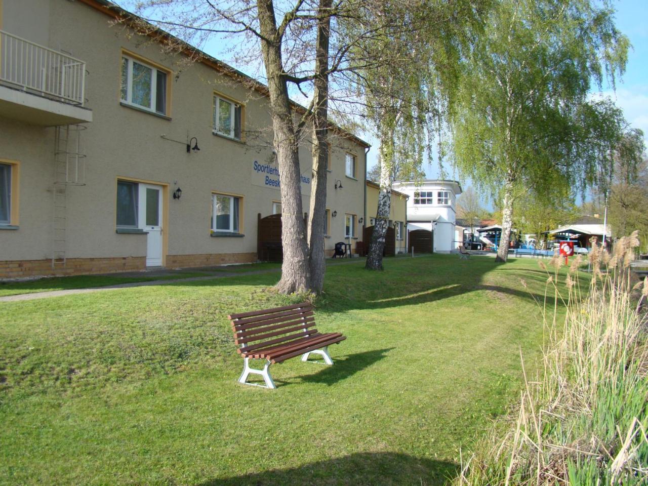 Boootshaus - Am Spreeufer Hotell Beeskow Eksteriør bilde